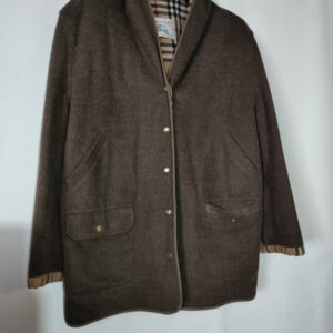 Chaquetón marrón capucha