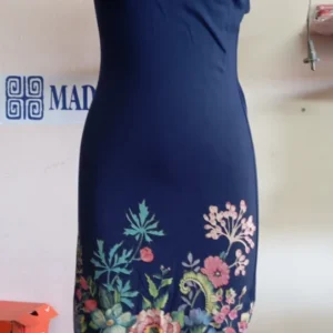Vestido Desigual Azul con Estampado Floral