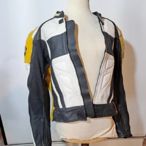 Conjunto cazadora y pantalón cuero