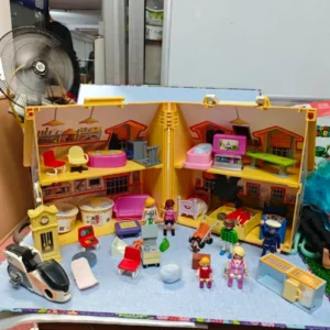 Playmobil Casa Maletín con Figuras y Accesorios