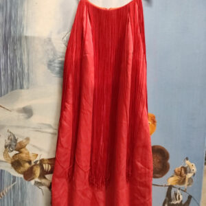 Traje corto de ceremonia.