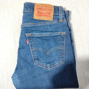 Pantalones vaqueros hombre.