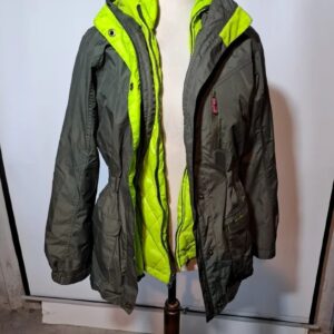 Cortavientos impermeable.
