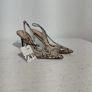 Zapatos tacon Zara